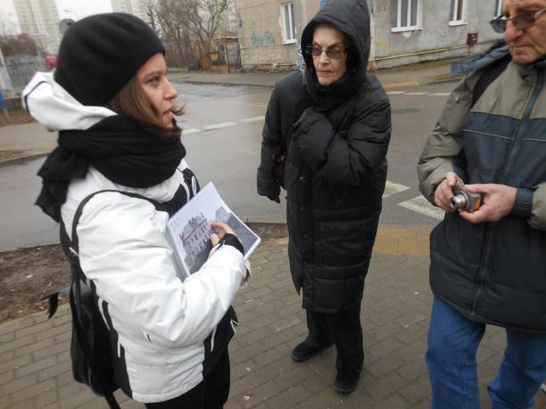 Wizyta izraelskiej młodzieży na Grochowie. Fot. Stowarzyszenie imienia Szymona An-skiego.