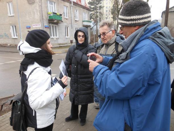 Wizyta izraelskiej młodzieży na Grochowie. Fot. Stowarzyszenie imienia Szymona An-skiego.