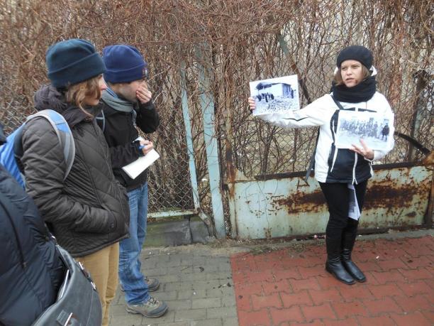 Wizyta izraelskiej młodzieży na Grochowie. Fot. Stowarzyszenie imienia Szymona An-skiego.