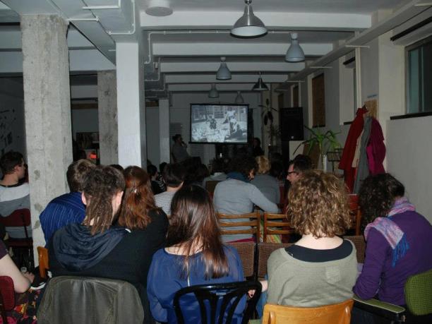 Pierwsze spotkanie poświęcone historii żydowskiej fermy rolniczej Hechaluc na Grochowie. Fot. Stowarzyszenie imienia Szymona An-skiego.