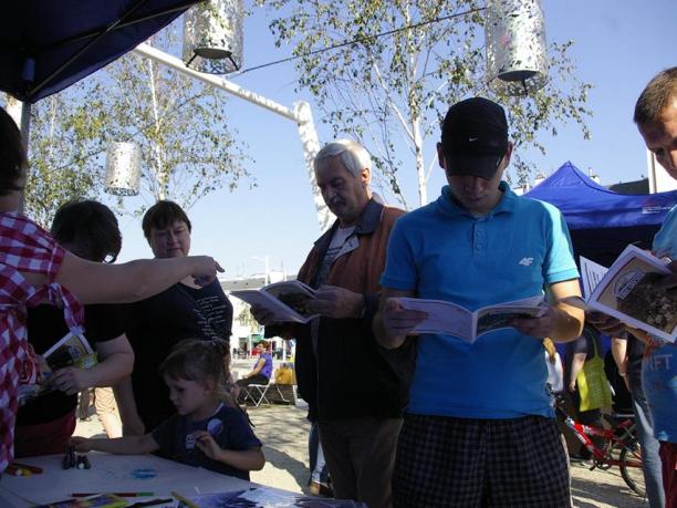 Kibuc Grochów na pikniku „Witryna: Grochów”