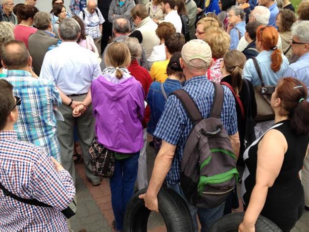Spacer „O Grochowiakach, których już nie ma – spacer śladami historii Żydów na Grochowie”. Fot. Stowarzyszenie imienia Szymona An-skiego.