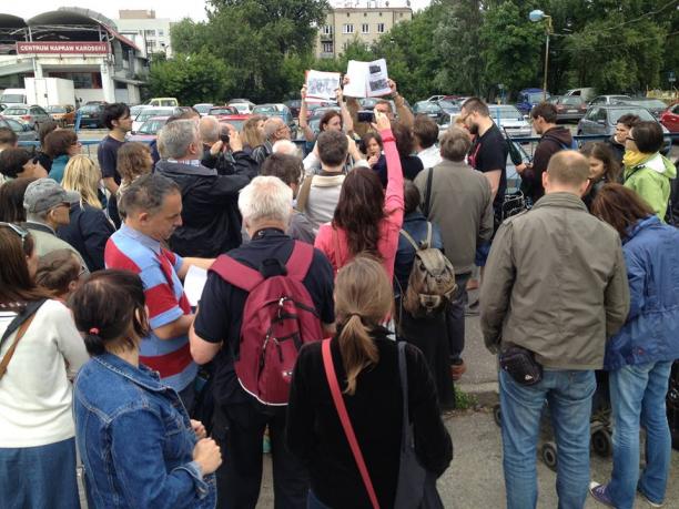 Spacer „O Grochowiakach, których już nie ma – spacer śladami historii Żydów na Grochowie”. Fot. Stowarzyszenie imienia Szymona An-skiego.